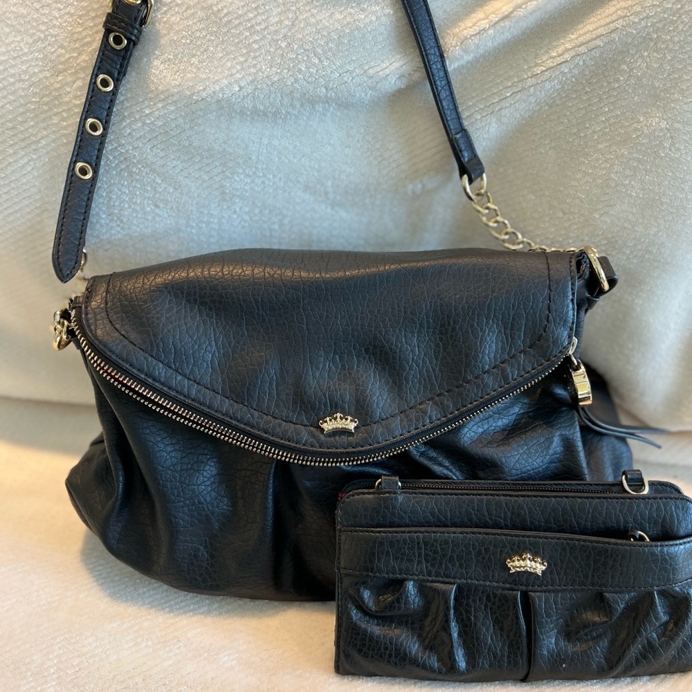 Juicy Couture Black purse & Wallet with Pebbled Leather Texture